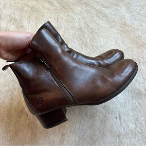 Born zip up leather bootie